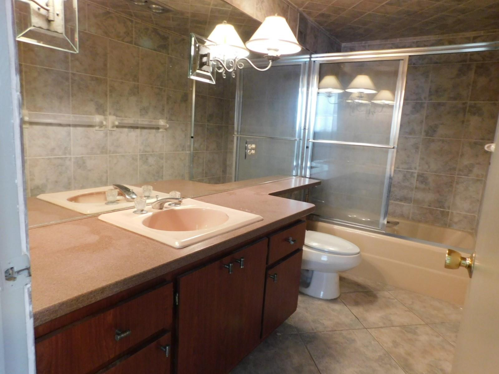 Cambridge Towers - Residential