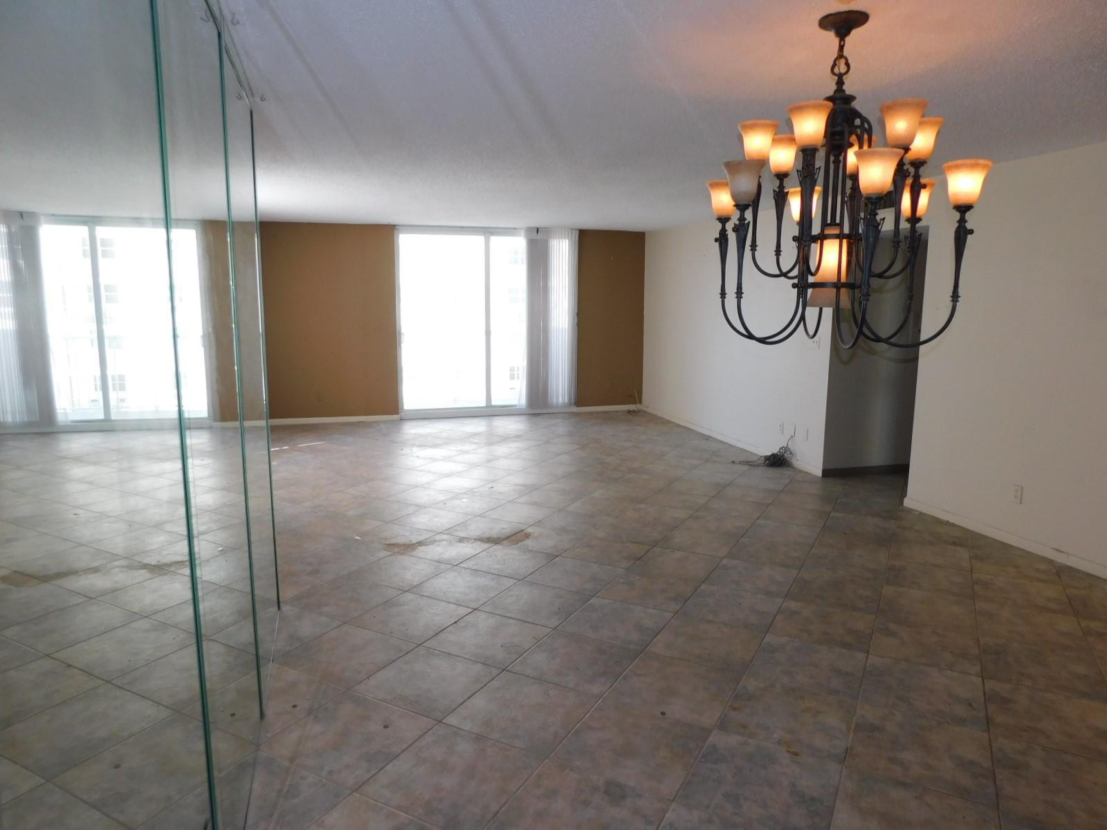 Cambridge Towers - Residential