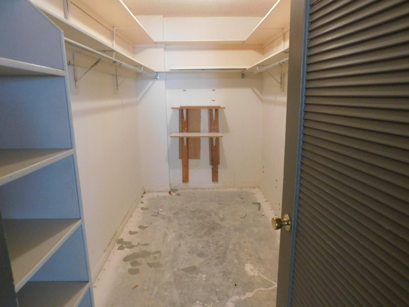 Cambridge Towers - Residential