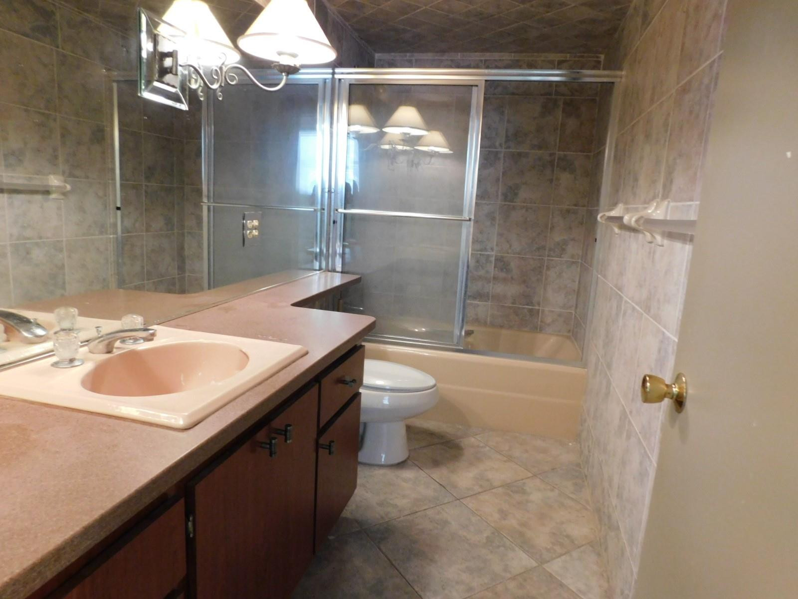 Cambridge Towers - Residential