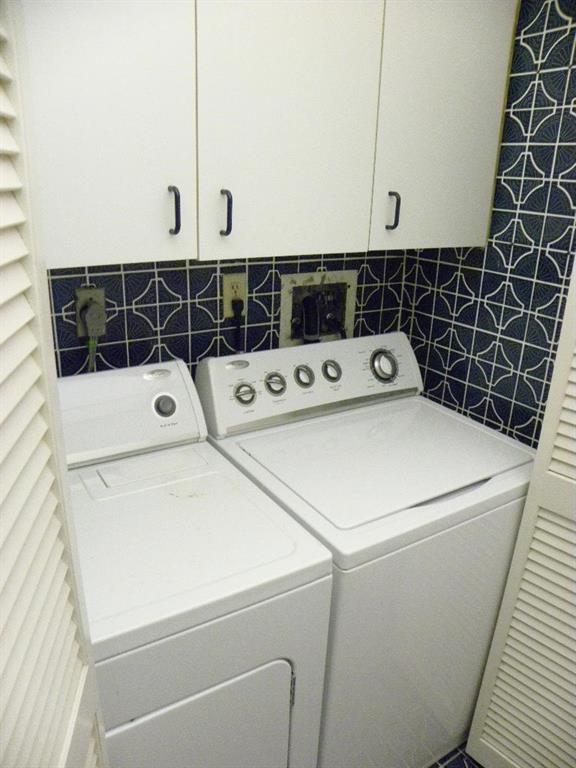 Palm-Aire C C Condo # 7 - Residential