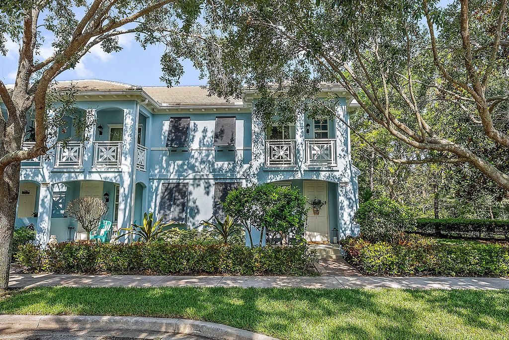 Photo of 3016 W Community Drive, Jupiter, FL 33458 (MLS # R10892511)