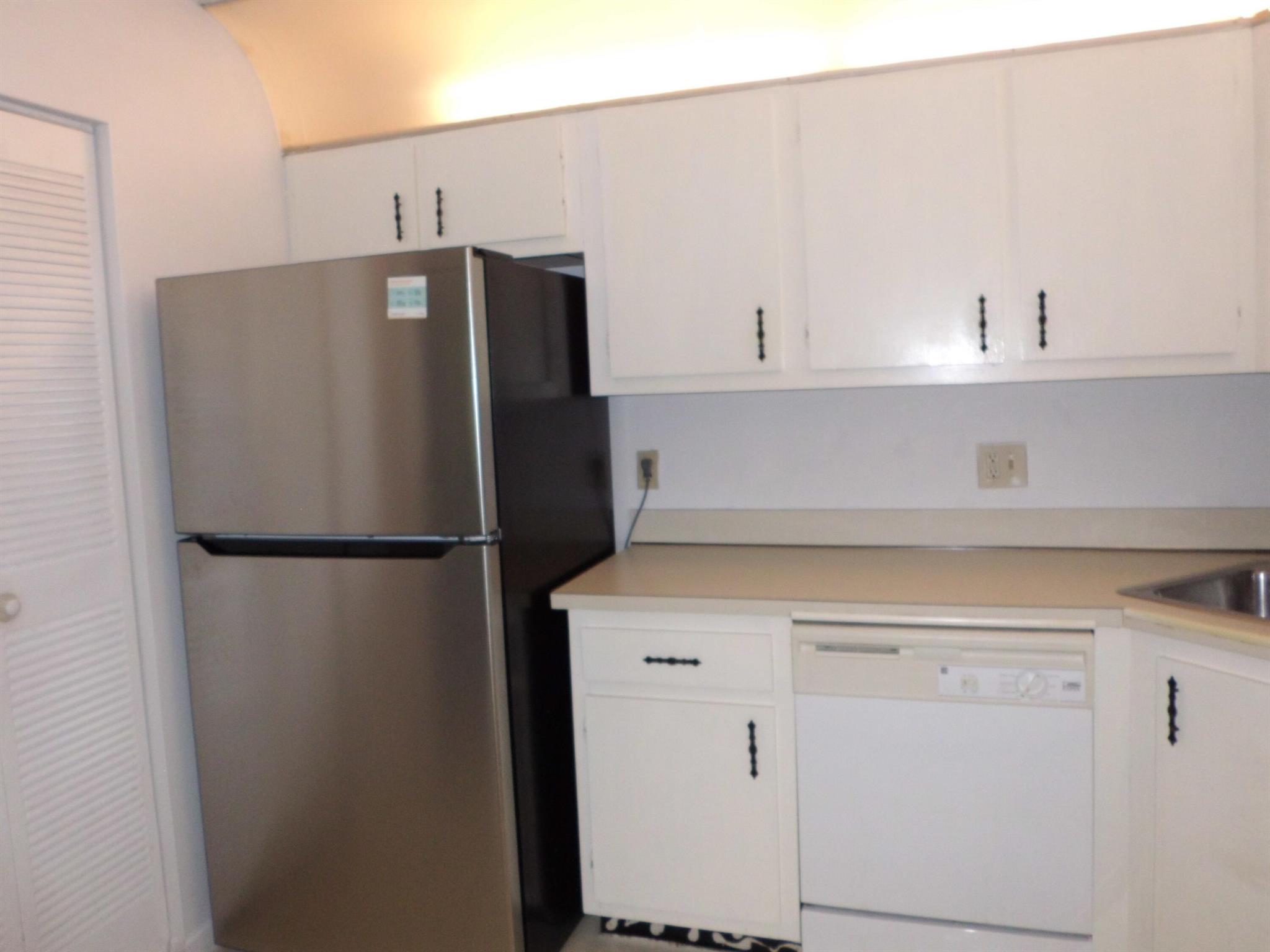 PINE RIDGE SOUTH I CONDO - Residential Lease