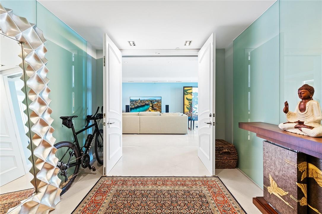 THE PALMS - Residential