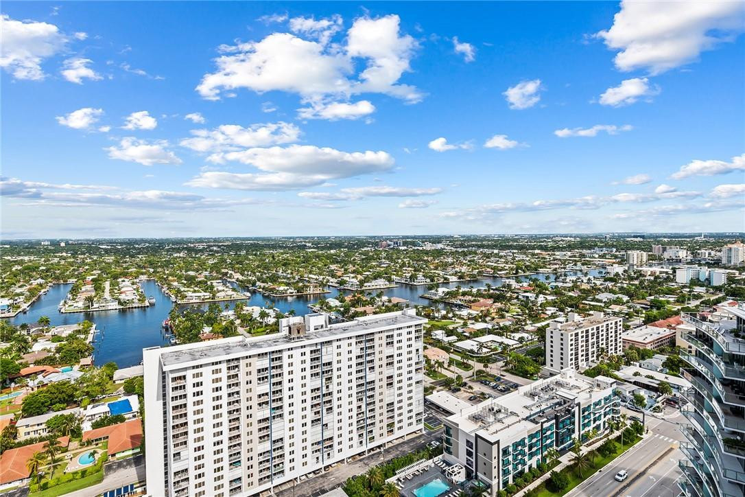 THE PALMS - Residential