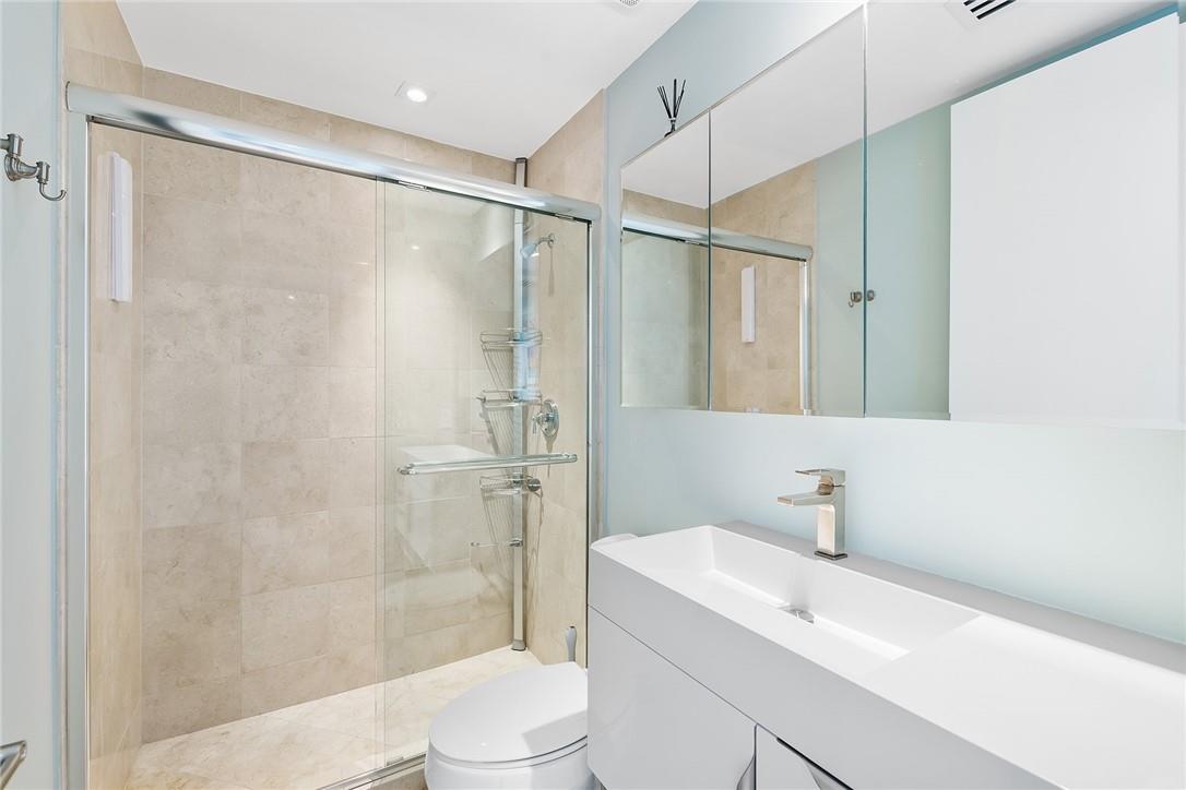 THE PALMS - Residential