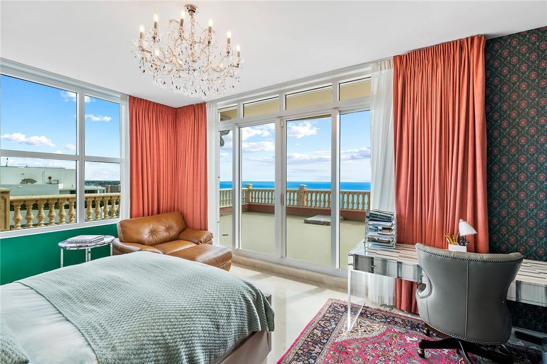 THE PALMS - Residential