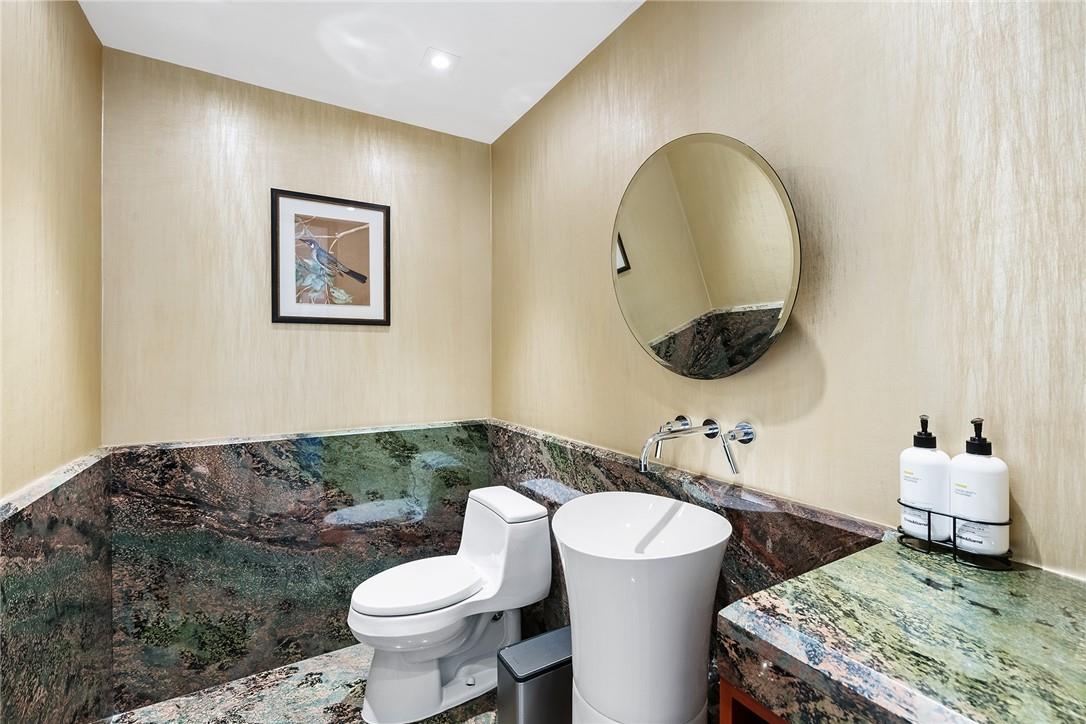 THE PALMS - Residential