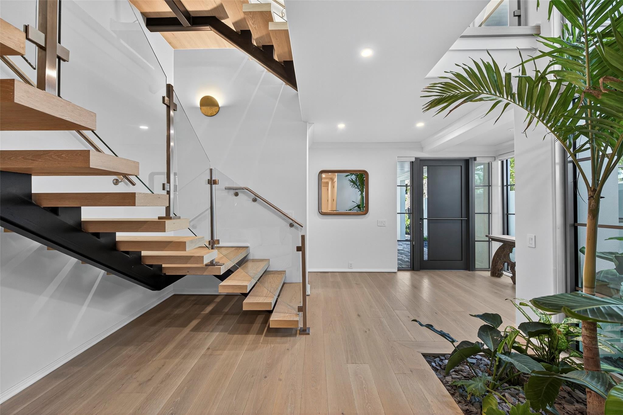 621 SW 5 Place