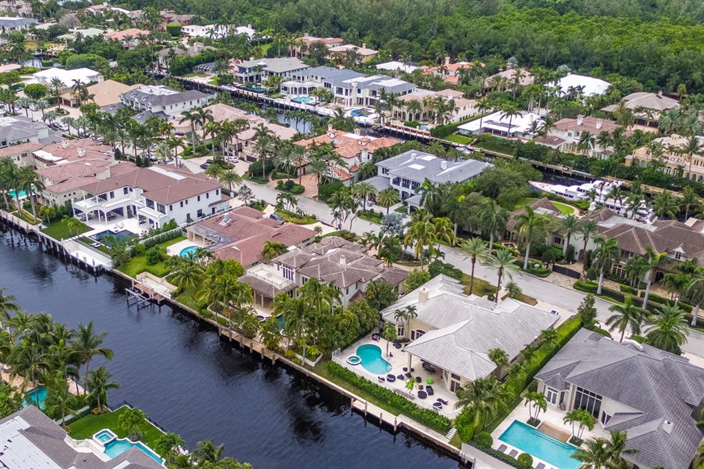 ROYAL PALM YACHT & COUNTRY CLUB - Residential