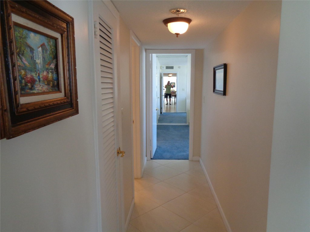 OCEAN MONARCH CONDO - Residential Lease