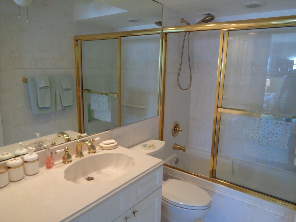 OCEAN MONARCH CONDO - Residential Lease