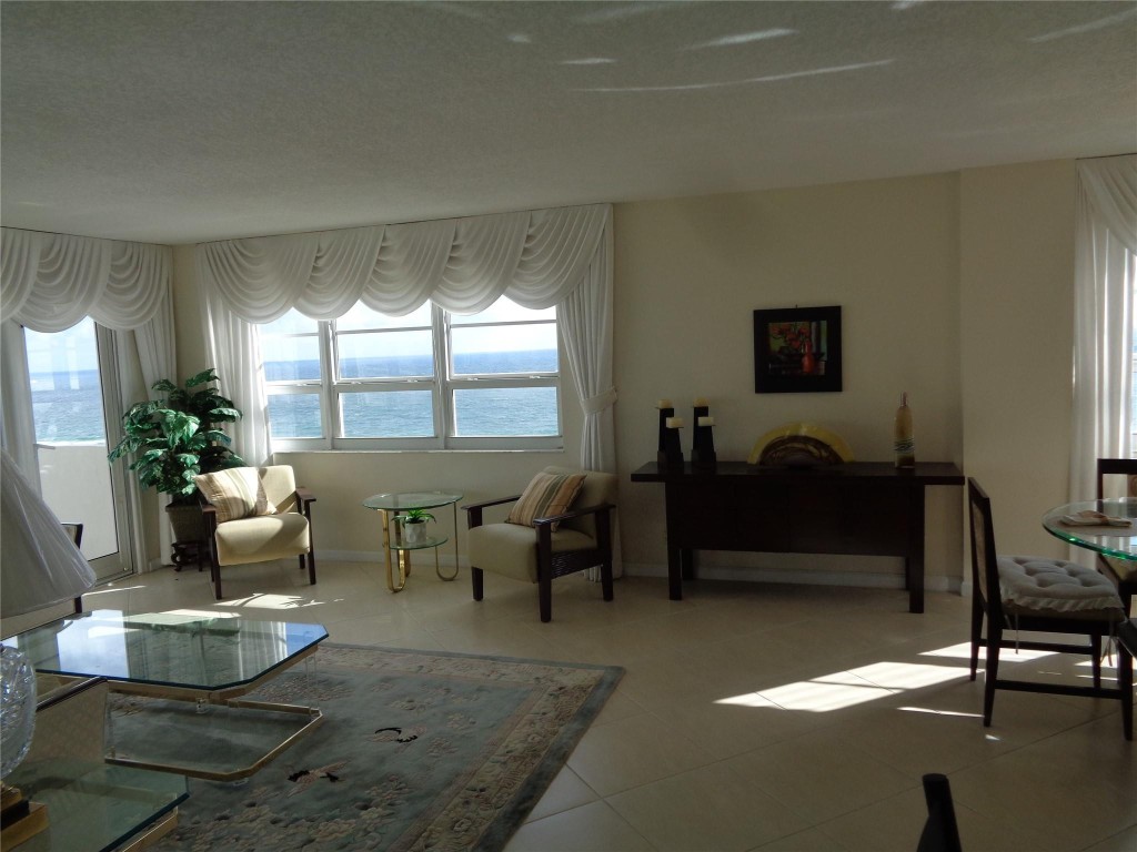OCEAN MONARCH CONDO - Residential Lease