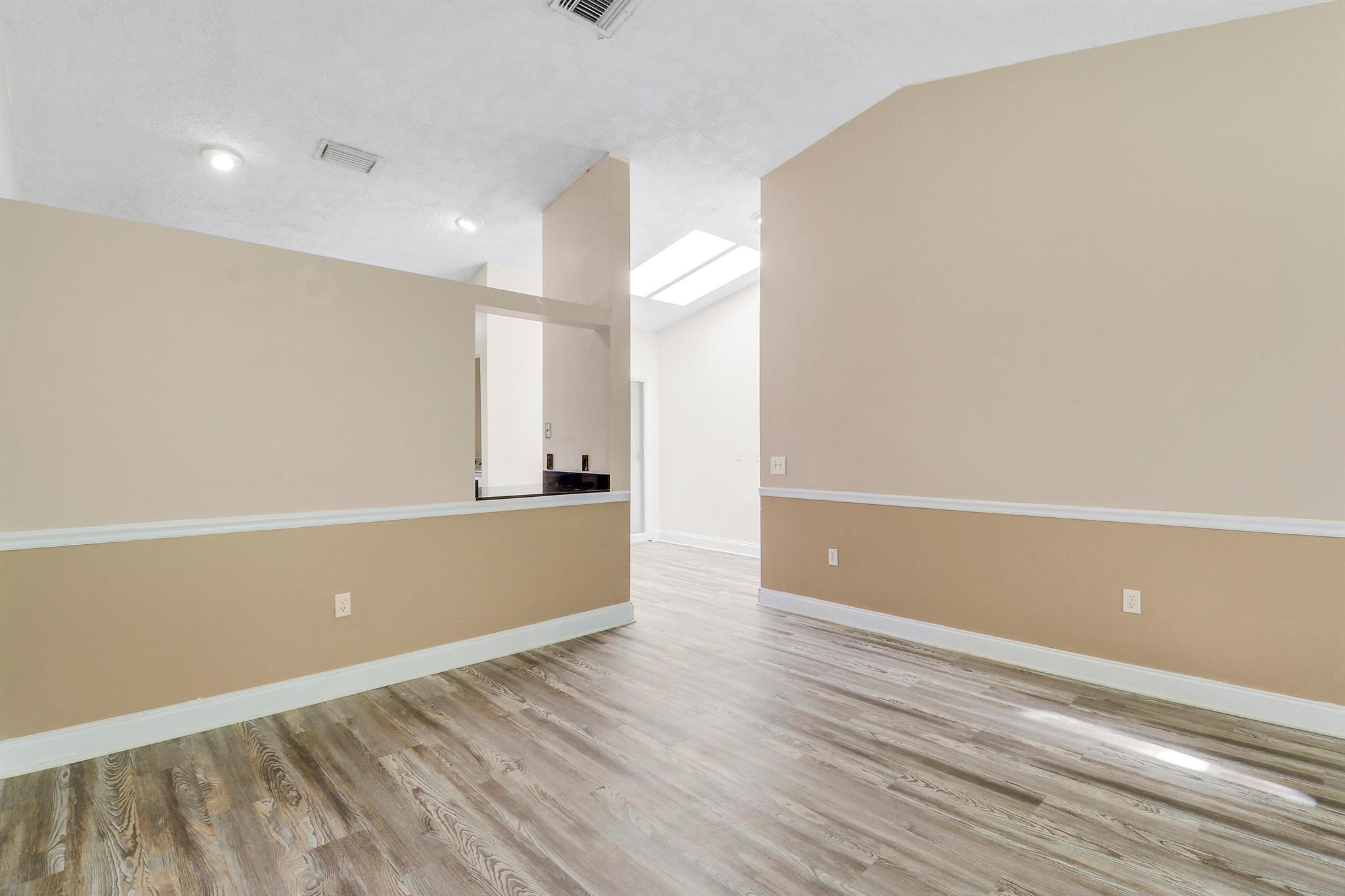 SHEFFIELD WOODS AT WELLIN - Residential