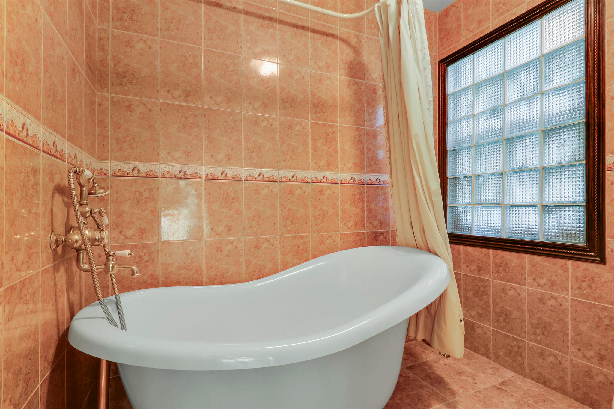 SHEFFIELD WOODS AT WELLIN - Residential