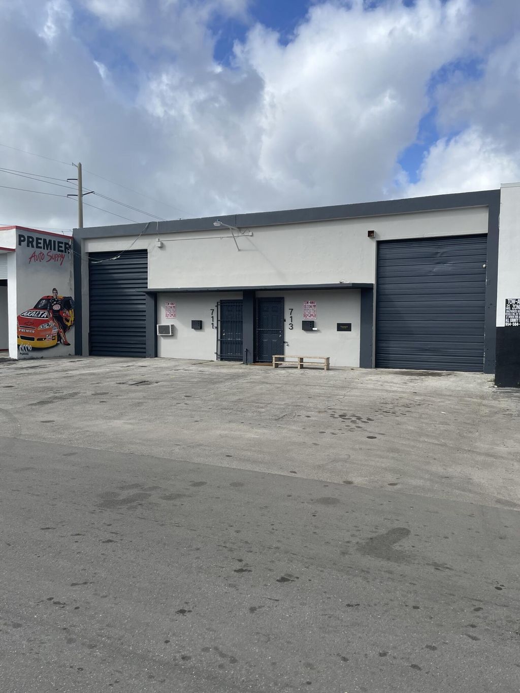 Photo of 711 NW 6th Avenue, Fort Lauderdale, FL 33311 (MLS # B26010101)