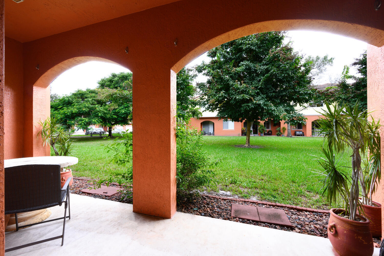 VILABELLA CENTRAL PARK CONDO - Residential