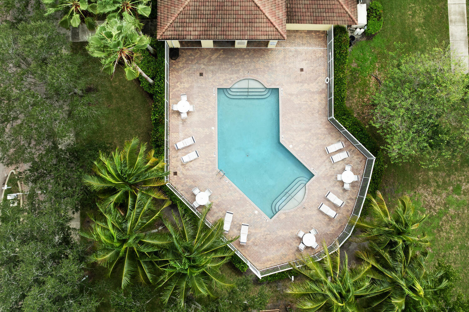 VILABELLA CENTRAL PARK CONDO - Residential