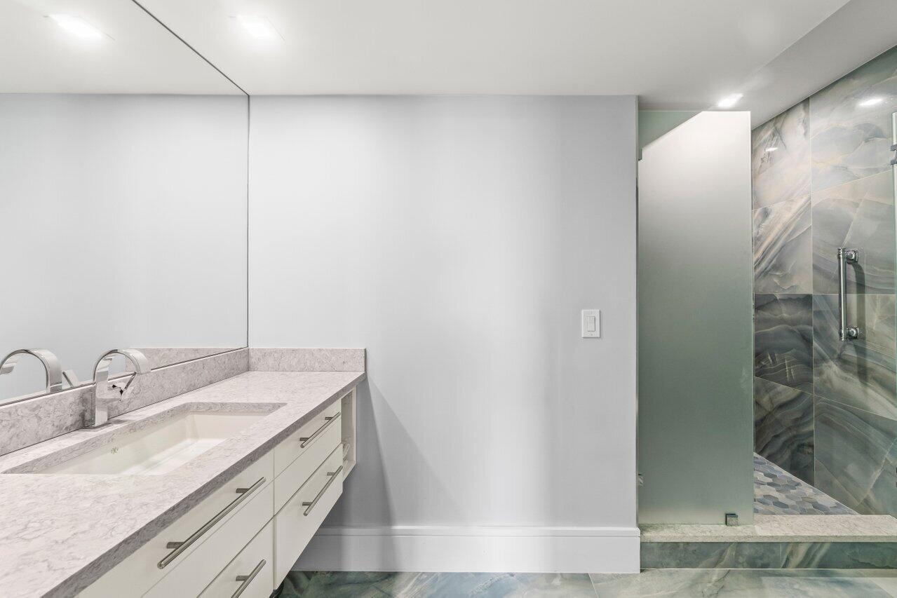 VILLA MARE CONDO - Residential