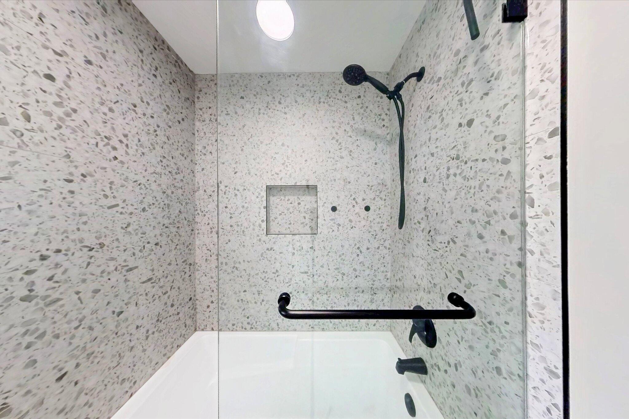 HAWKES BLUFF - Residential