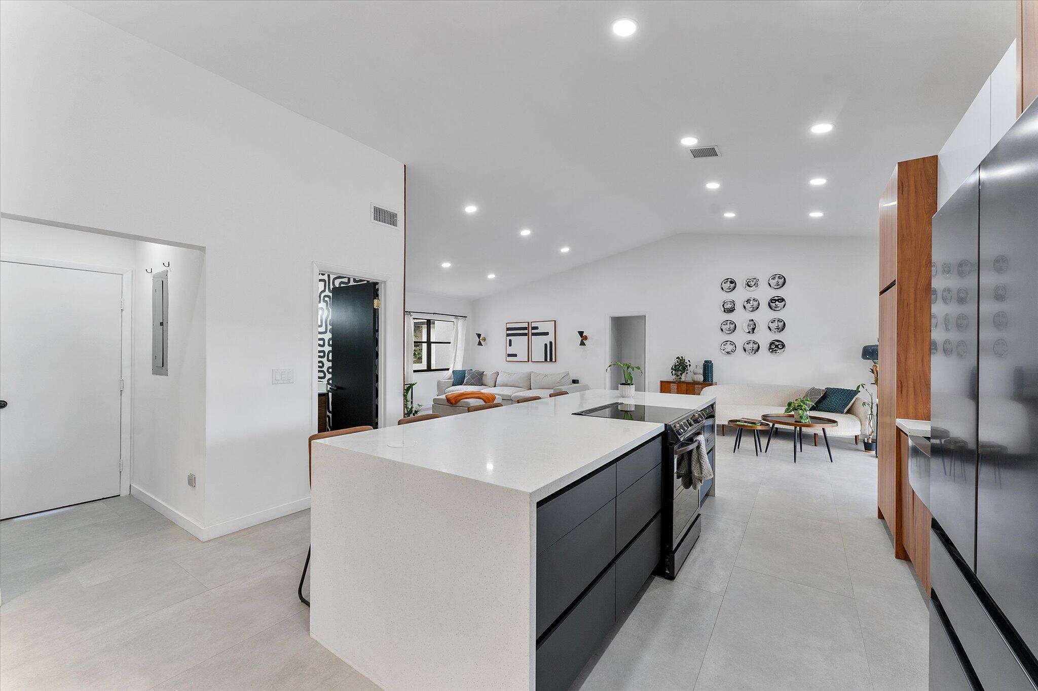 HAWKES BLUFF - Residential