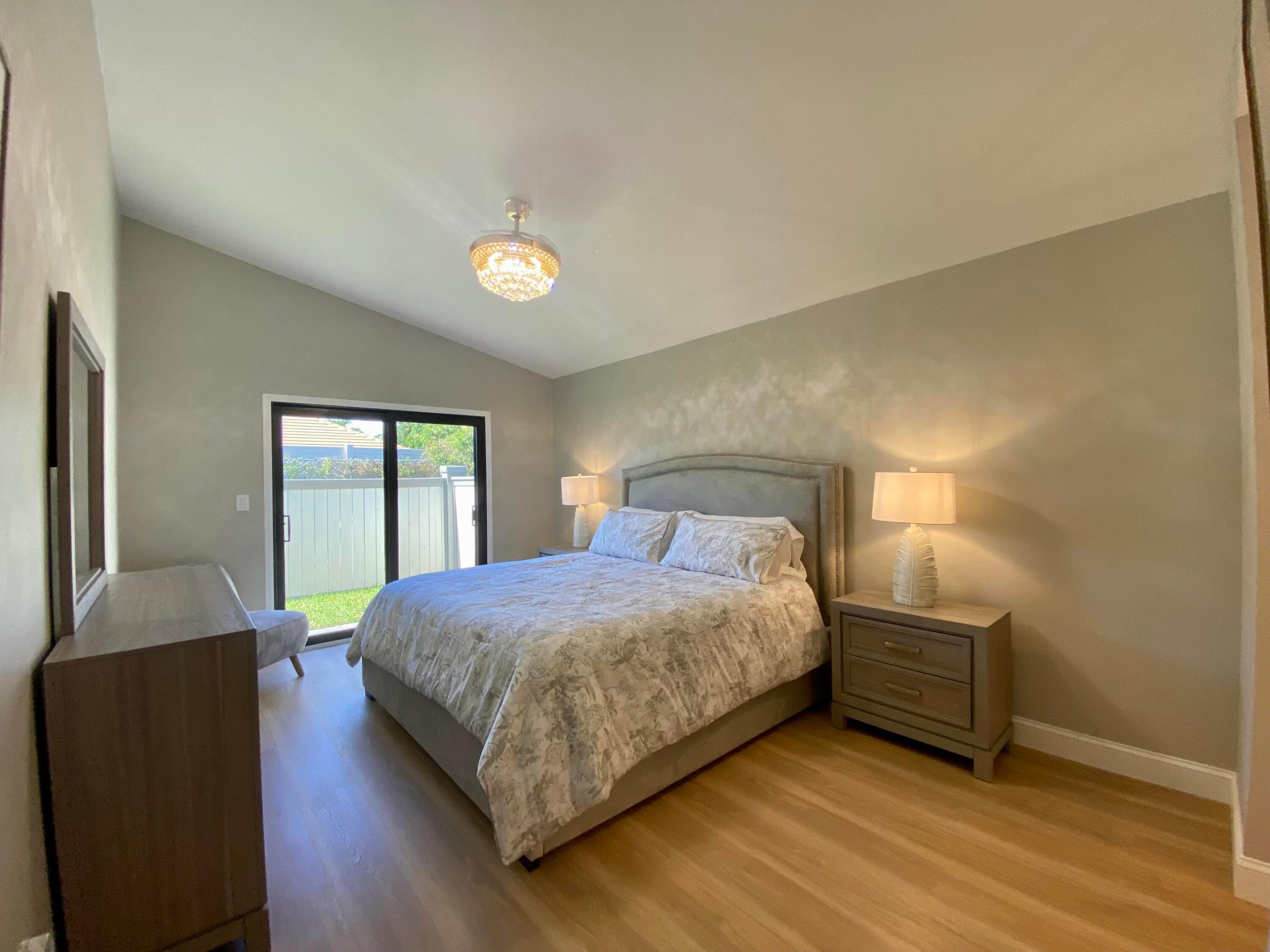 BEDFORD MEWS AT WELLINGTON - Residential Lease