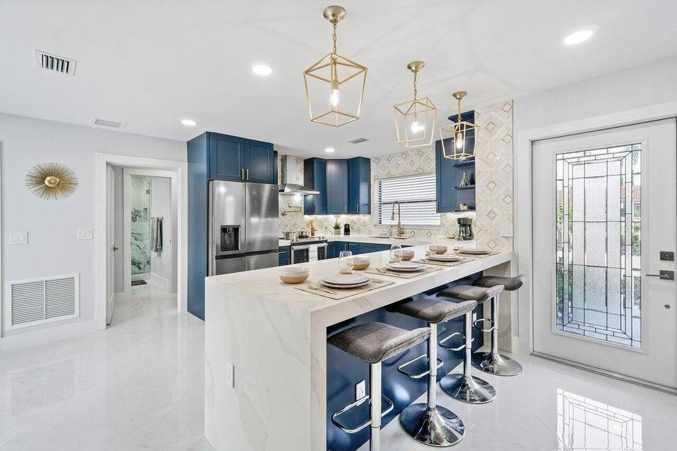 PALM BEACH SHORES - Residential