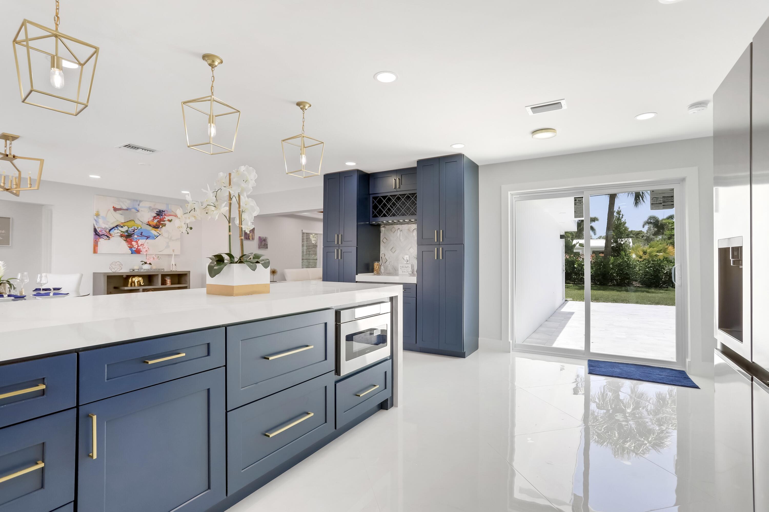 PALM BEACH SHORES - Residential