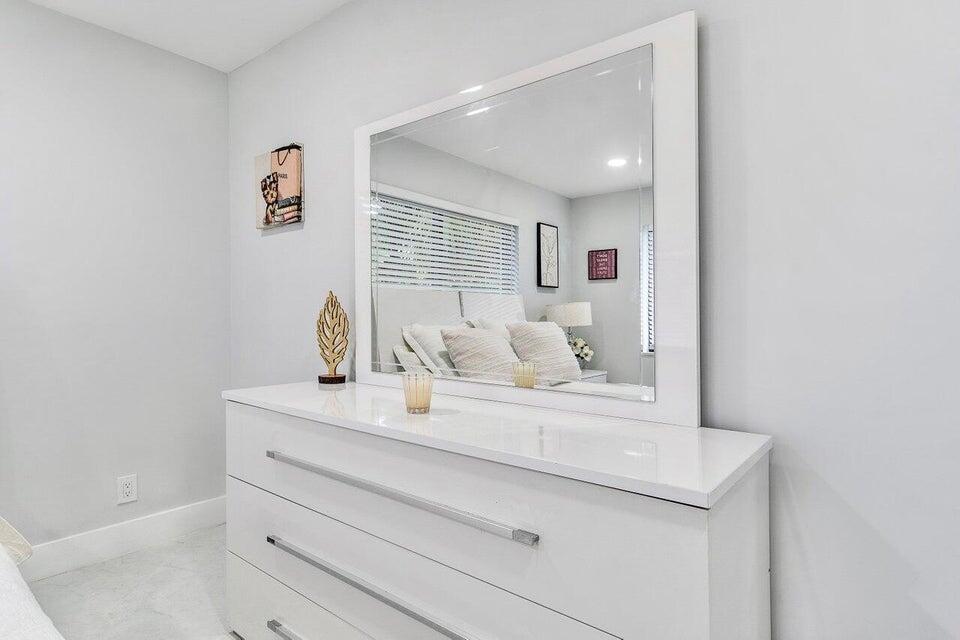 PALM BEACH SHORES - Residential