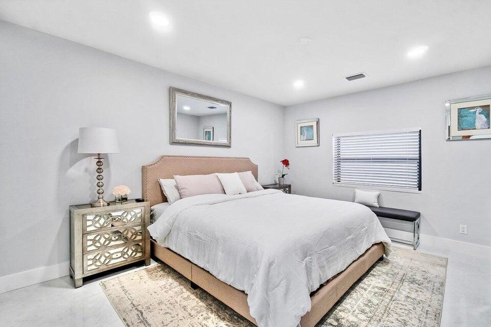 PALM BEACH SHORES - Residential