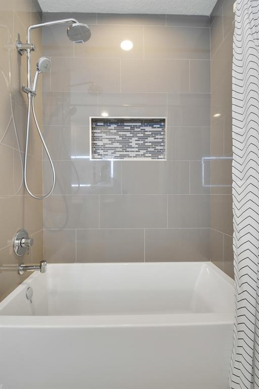 TUSCANY AT ABACOA - Residential