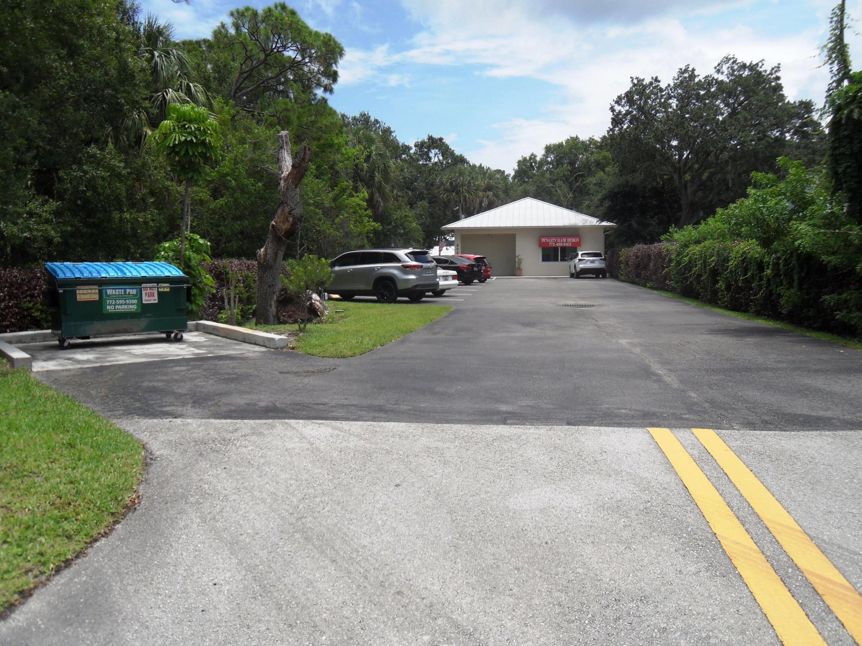 5022 Turnpike Feeder Road