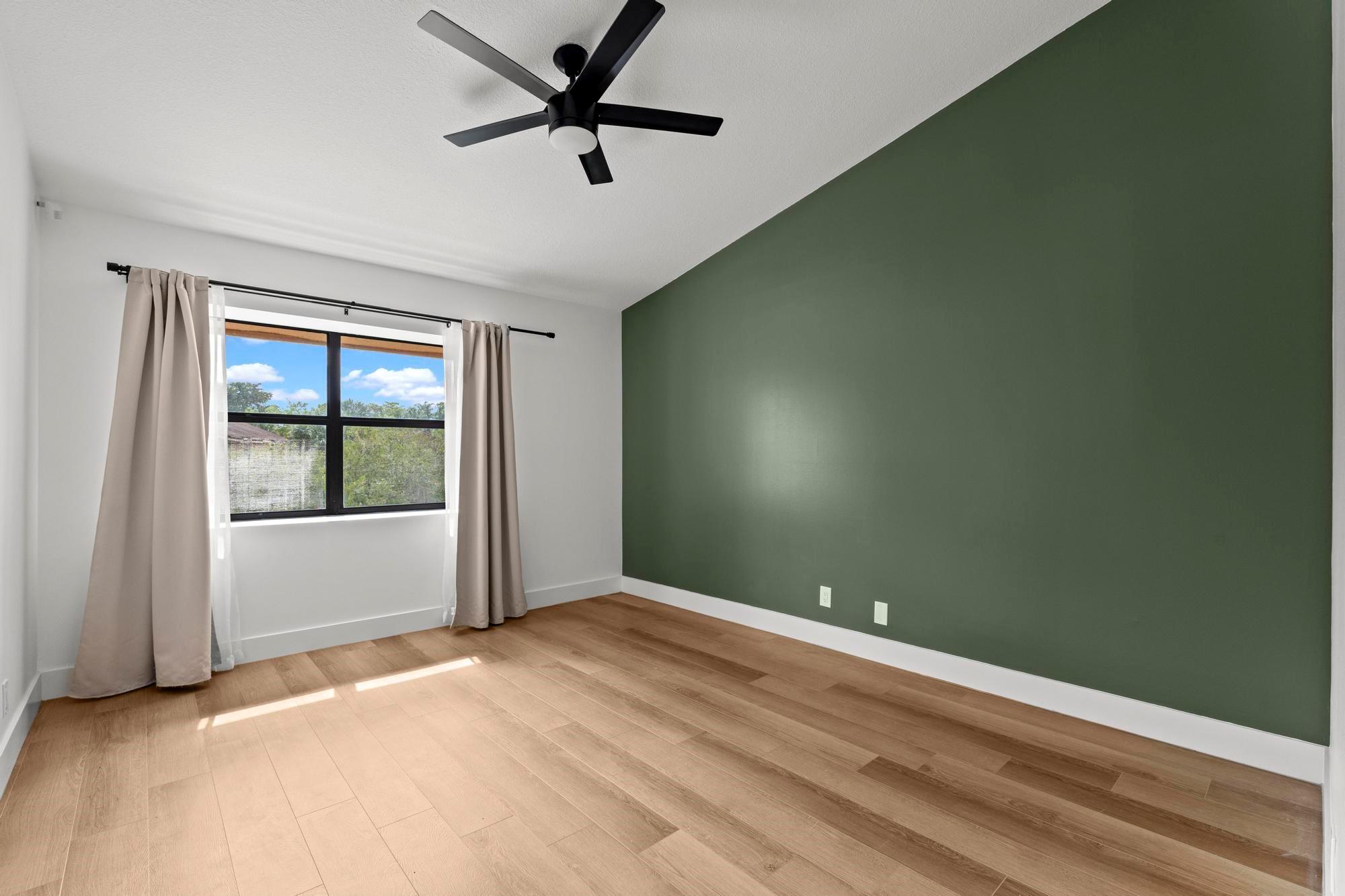TARTAN COCONUT CREEK PHAS - Residential Lease