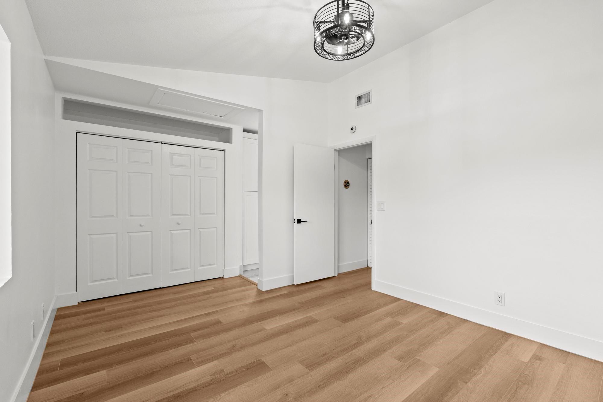 TARTAN COCONUT CREEK PHAS - Residential Lease