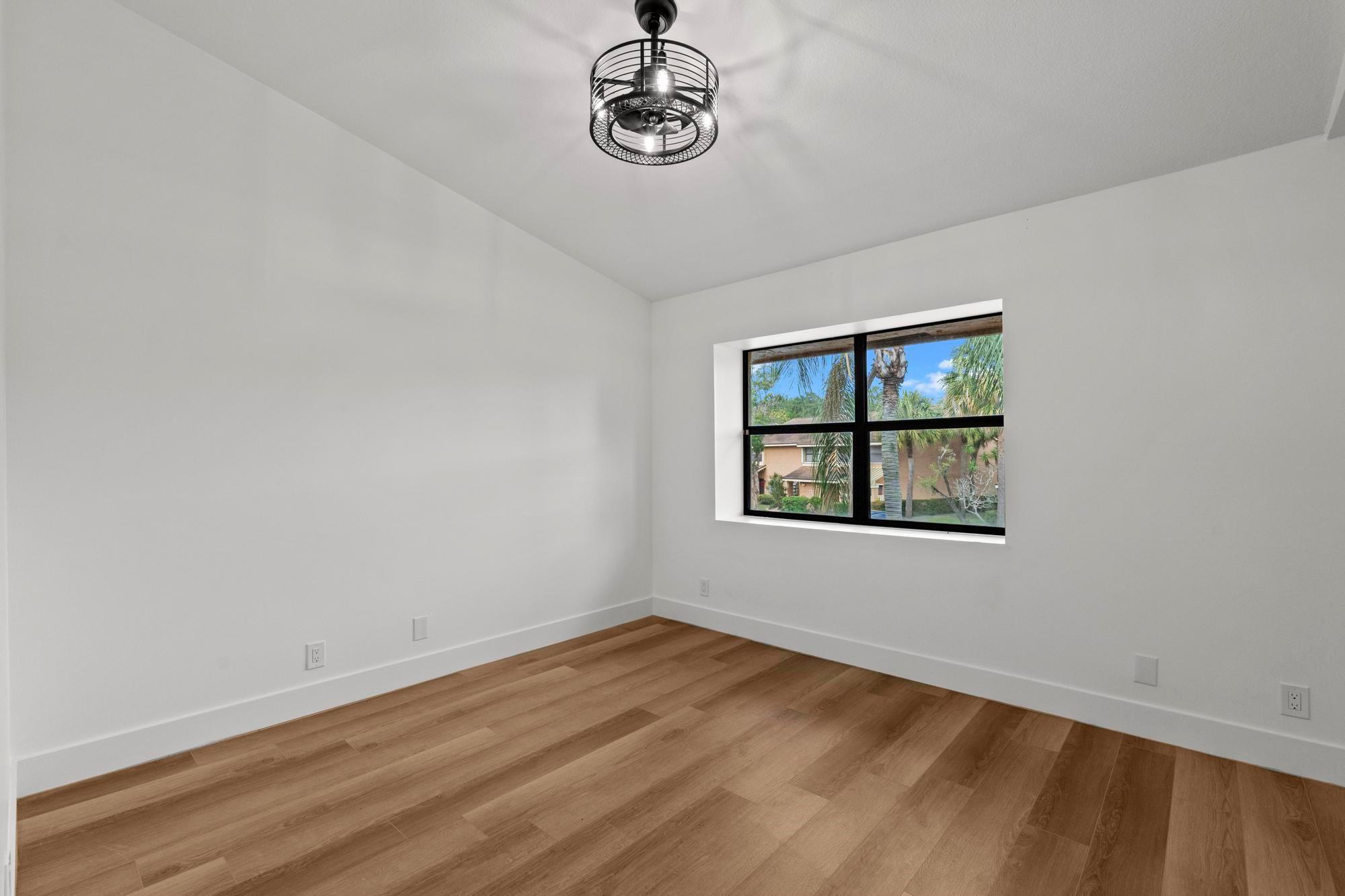 TARTAN COCONUT CREEK PHAS - Residential Lease