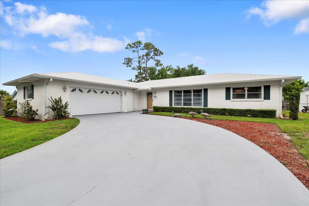 Photo of 2440 SW Mapp Road, Palm City, FL 34990 (MLS # R11002854)