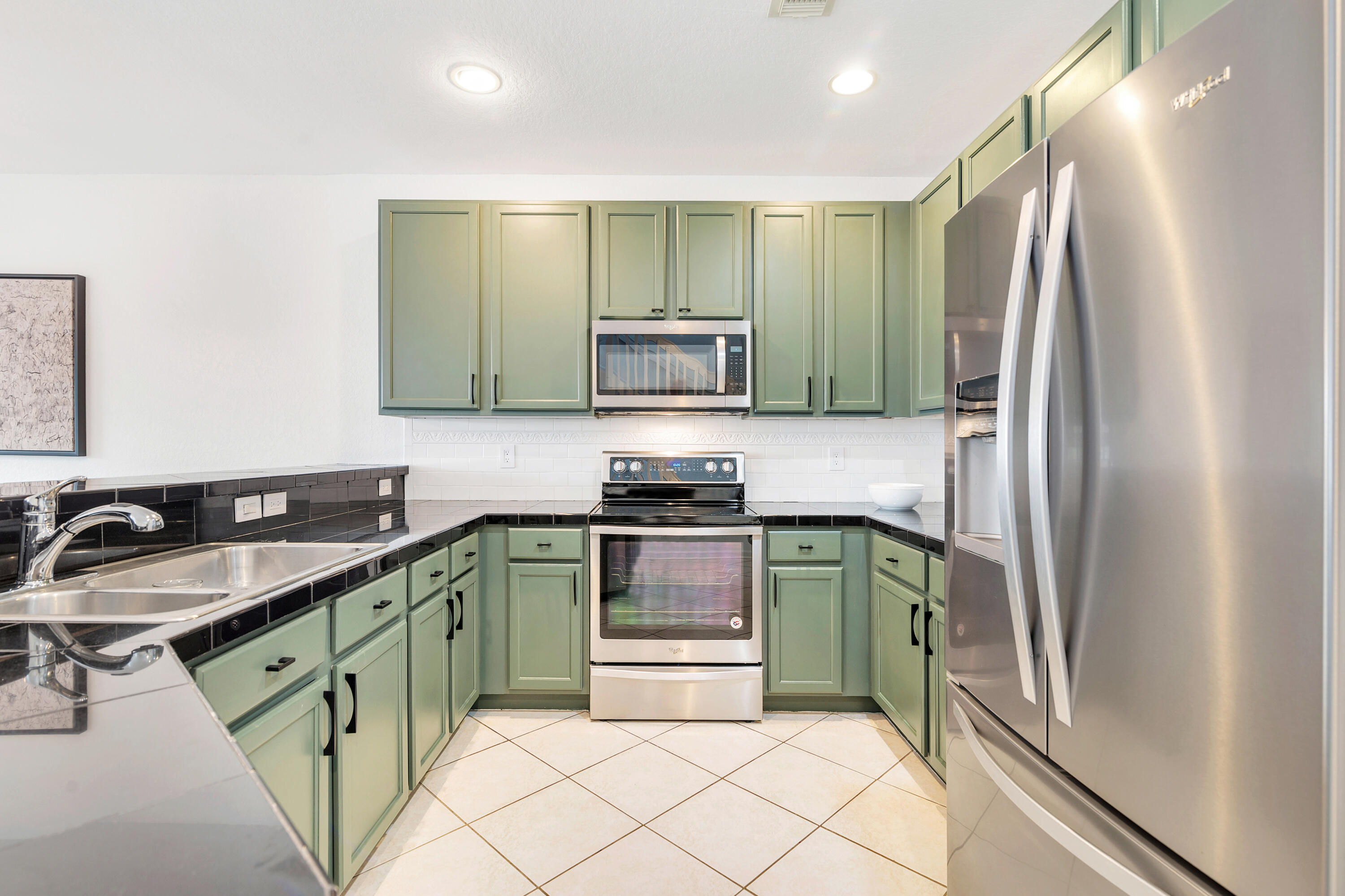 GEORGIAN COURTS - Residential Lease