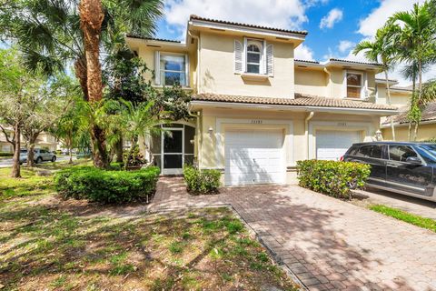 13385 Georgian Court Wellington FL 33414
