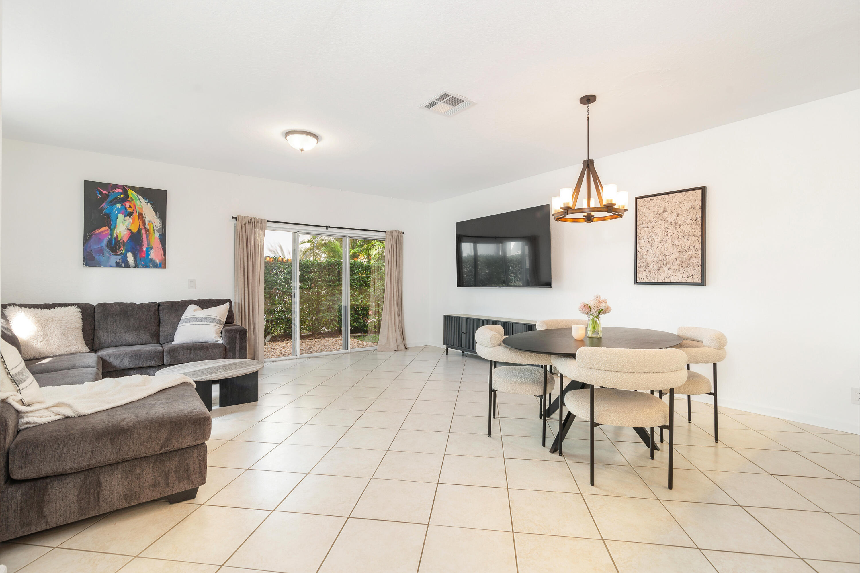 GEORGIAN COURTS - Residential Lease