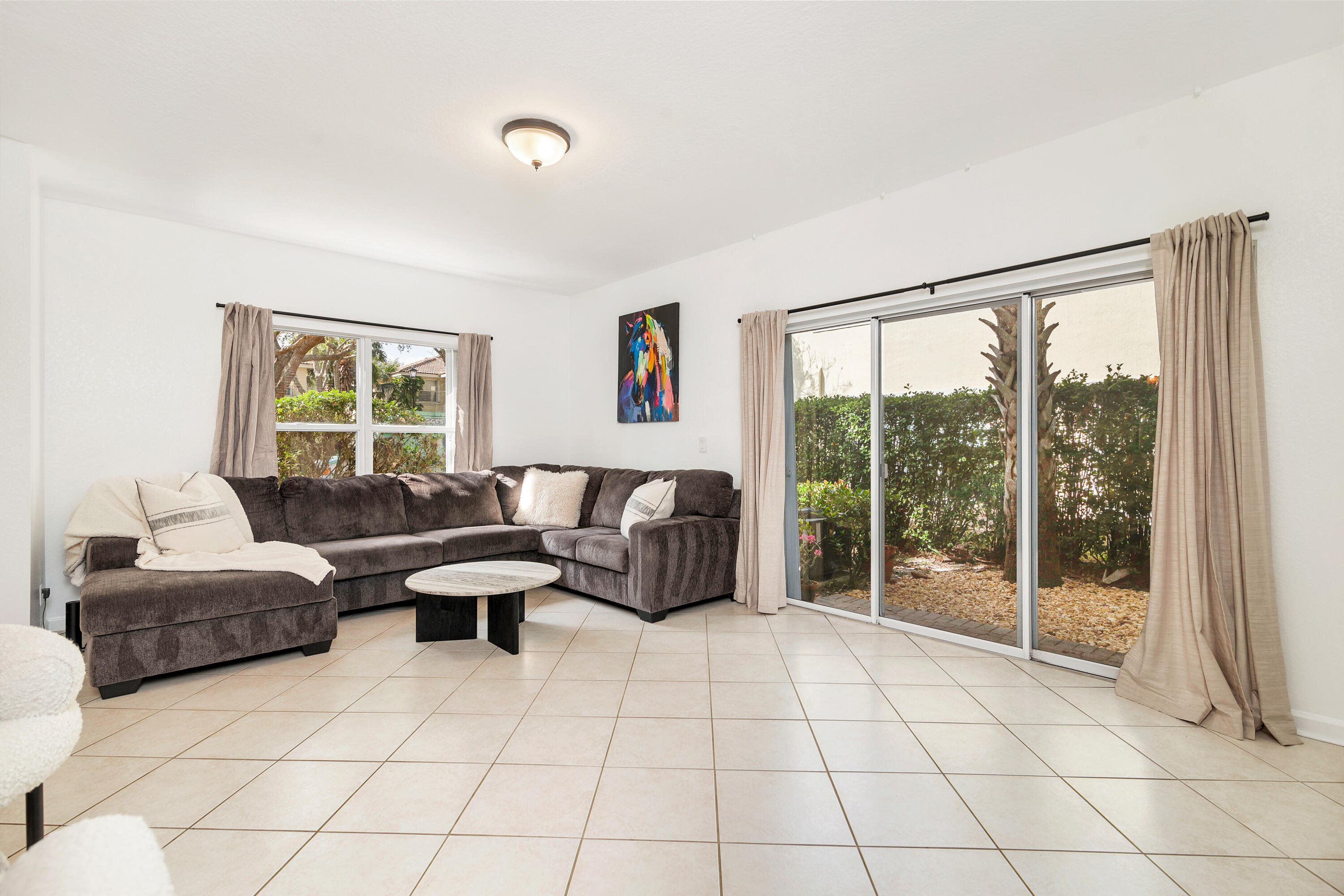 GEORGIAN COURTS - Residential Lease