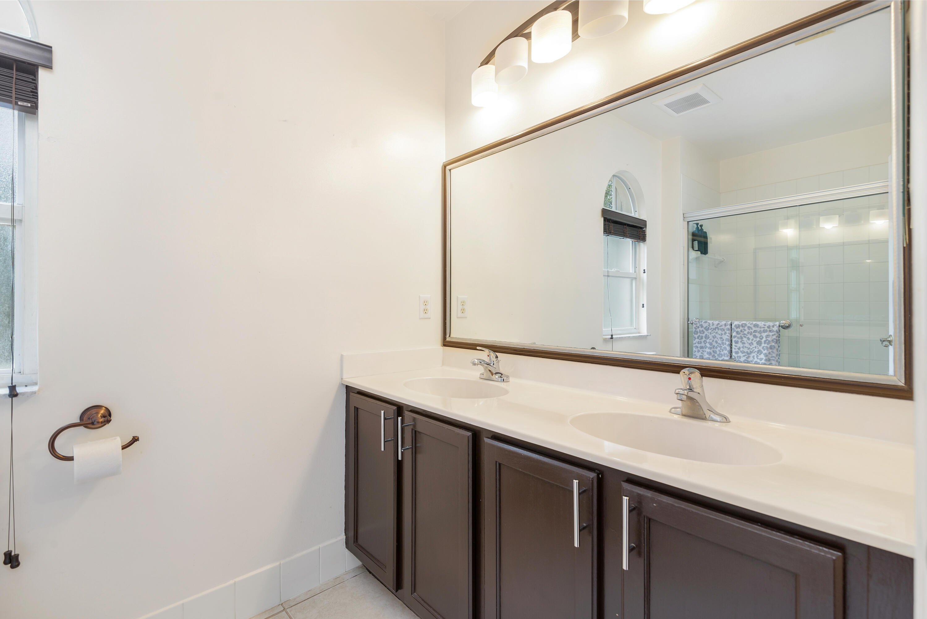 GEORGIAN COURTS - Residential Lease