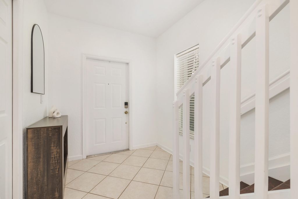 Photo of 13385 Georgian Court, Wellington, FL 33414 (MLS # R11169441)