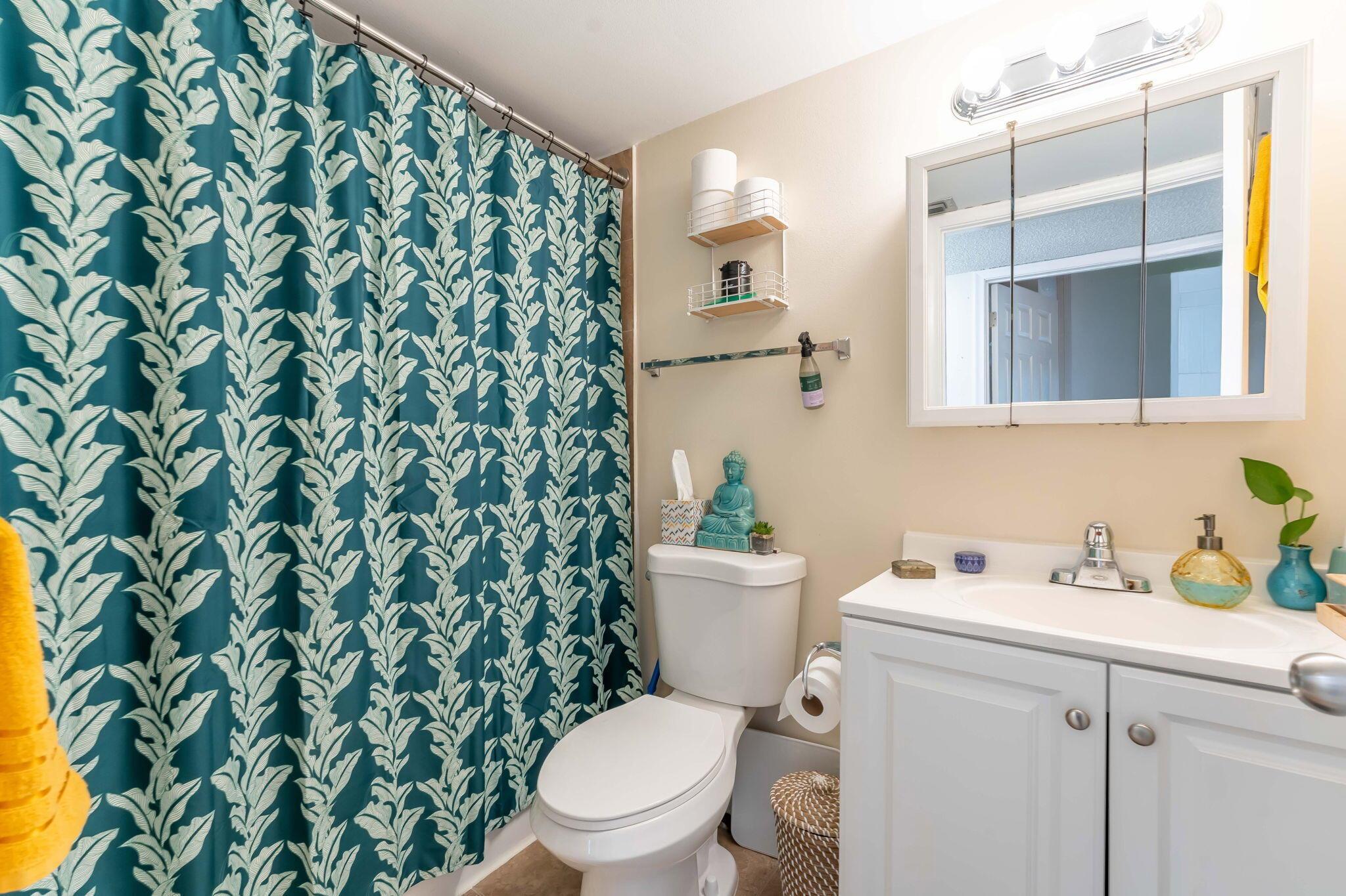 PRESIDENTIAL GOLFVIEW CON - Residential