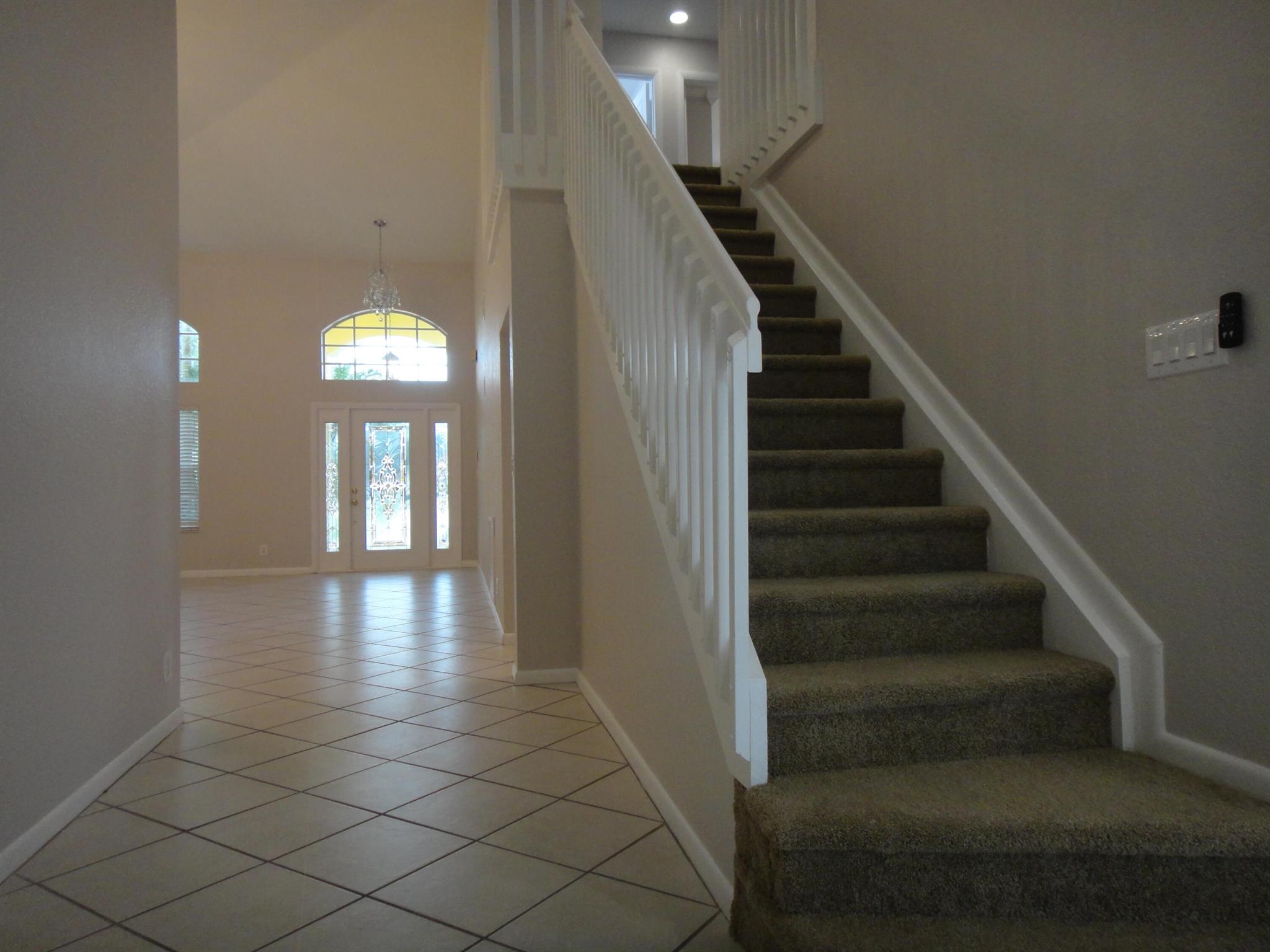 LAKEFIELD OF THE LANDINGS - Residential Lease