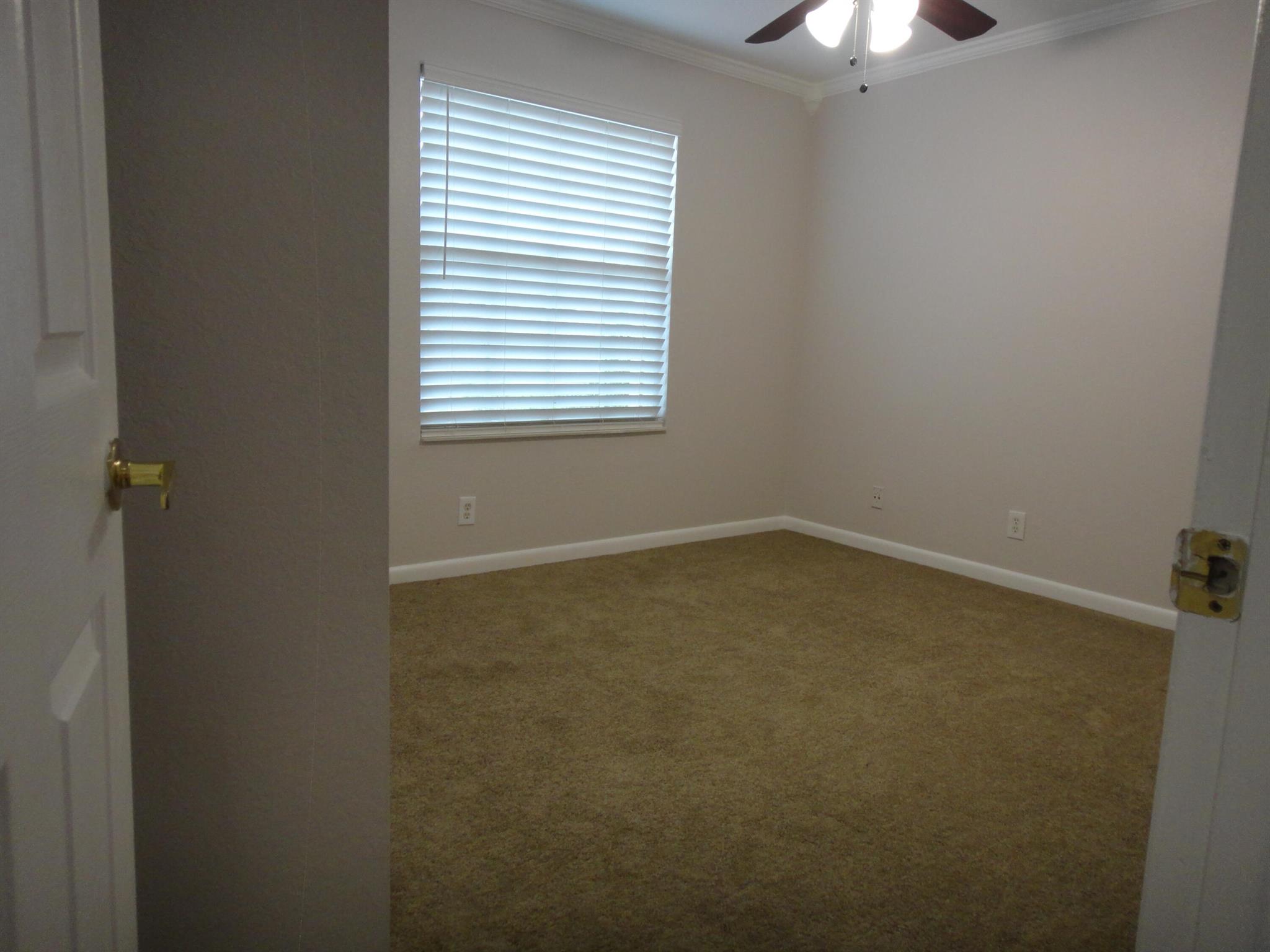 LAKEFIELD OF THE LANDINGS - Residential Lease