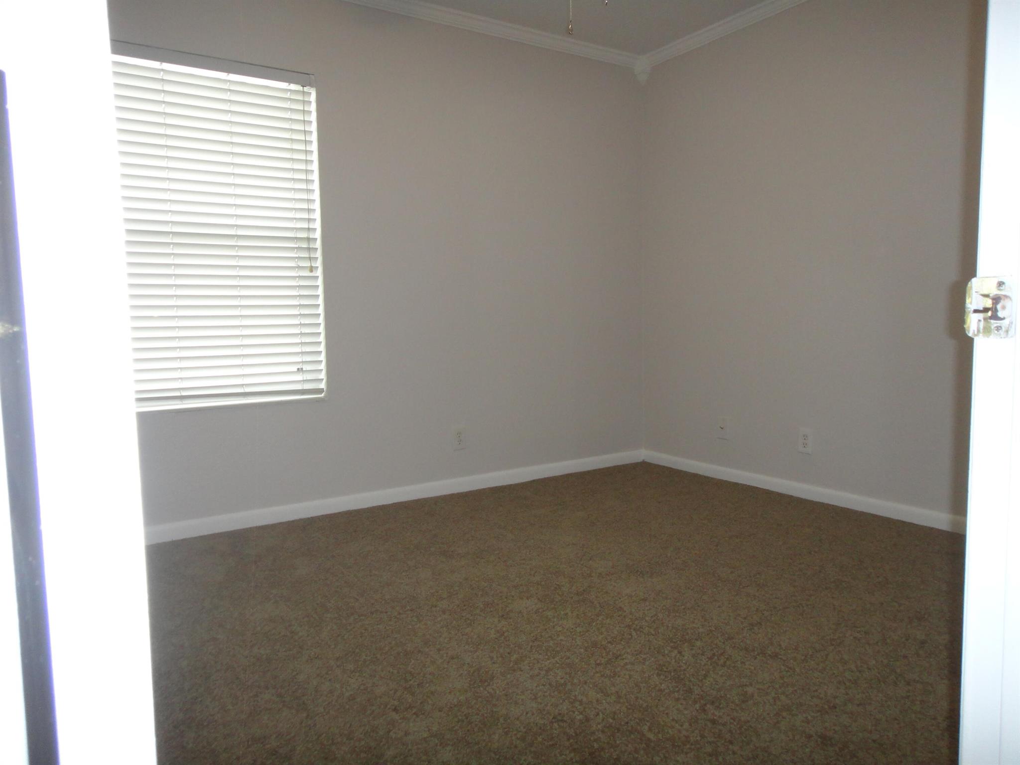 LAKEFIELD OF THE LANDINGS - Residential Lease