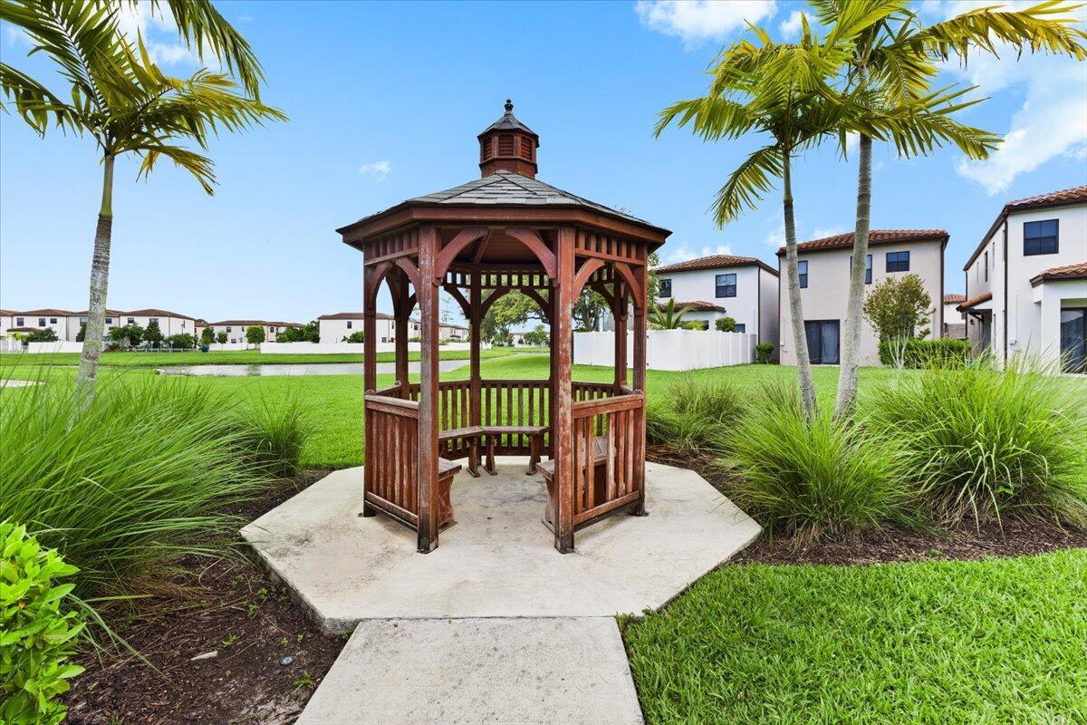 MEDITERRANEA - Residential