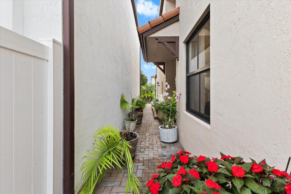 MEDITERRANEA - Residential