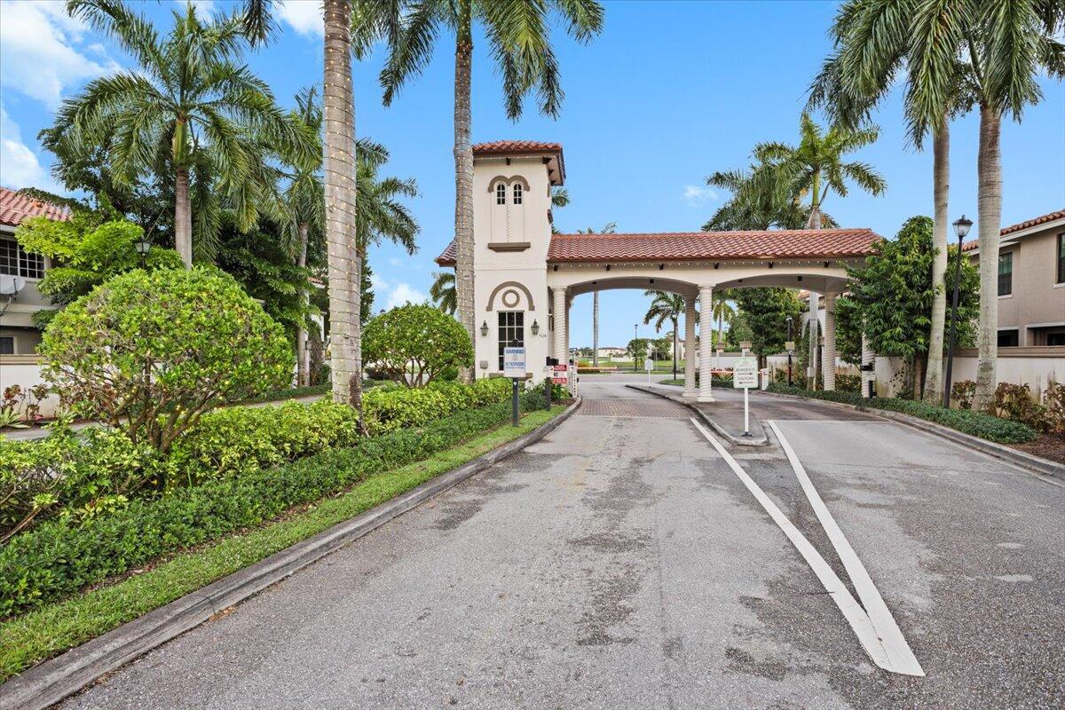 MEDITERRANEA - Residential