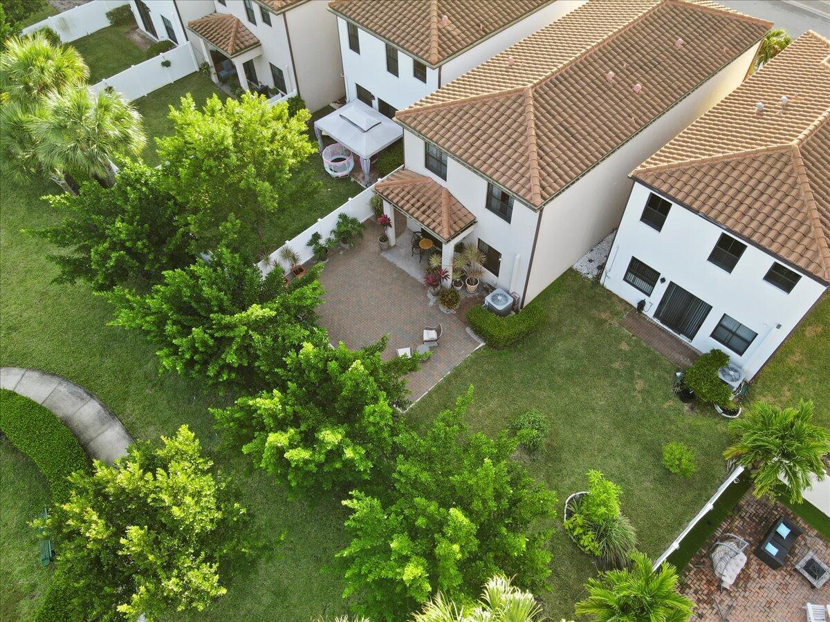 MEDITERRANEA - Residential